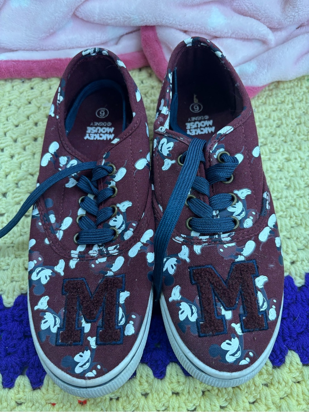 Disney Mickey Mouse maroon canvas sneakers women size 6